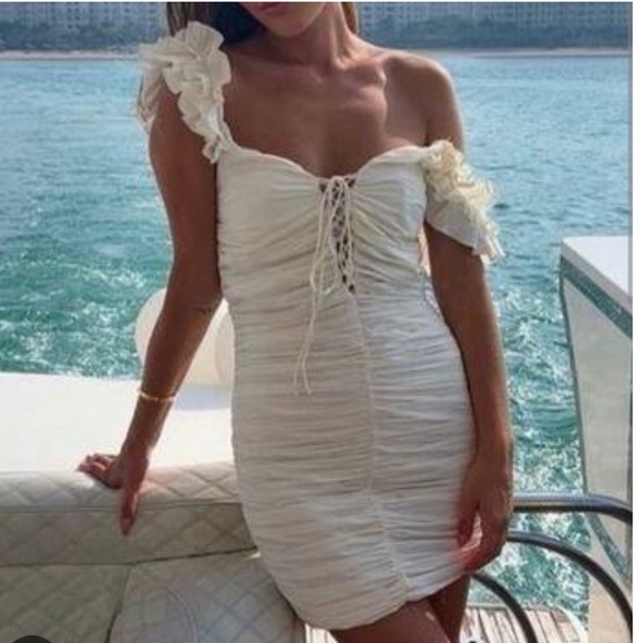 Zara bloggers favorite ruffle sleeve lined blend ruched lace up mini dress - Picture 6 of 16